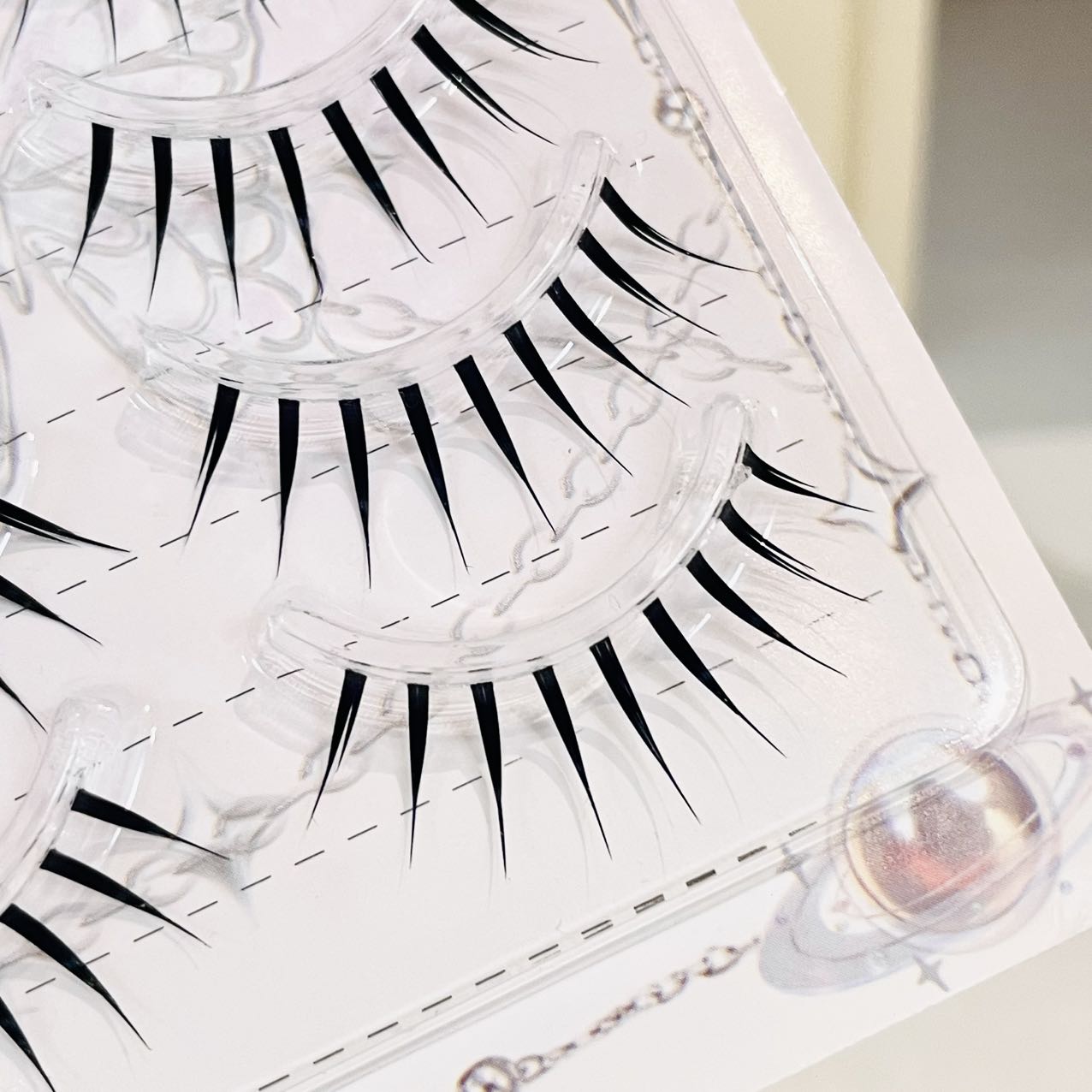 Накладные ресницы Doudoutian W – обзор и цена Anime Cosplay Lashes